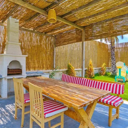 Bezirgan 2 Bedroom Secluded With Private Pool Hot Tub