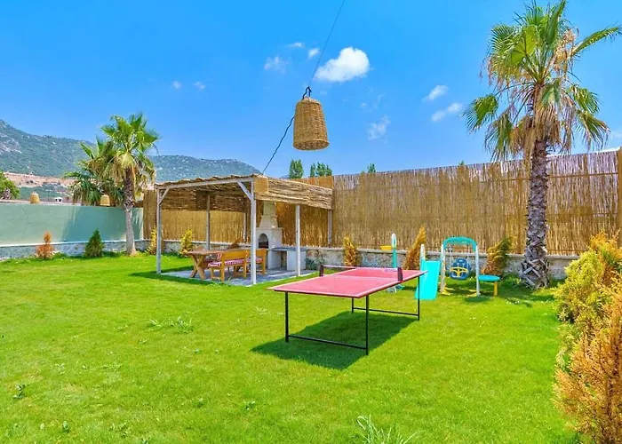 Bezirgan 2 Bedroom Secluded With Private Pool Hot Tub Villa