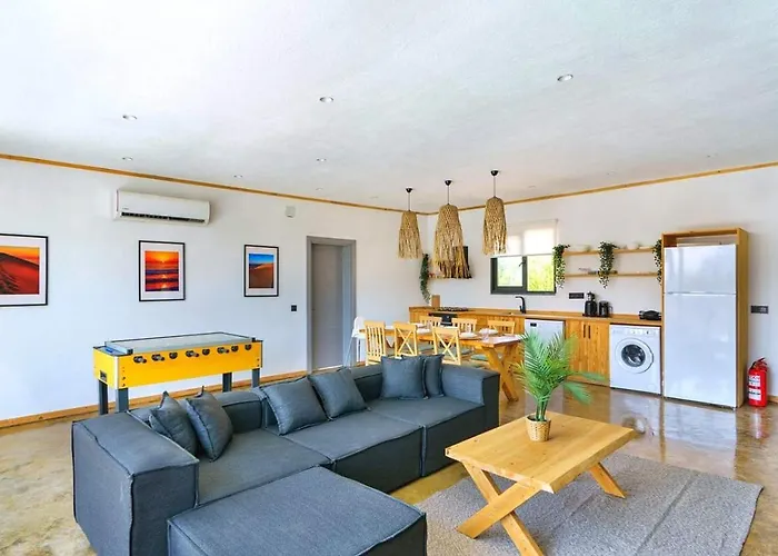 Villa Bezirgan 2 Bedroom Secluded With Private Pool Hot Tub *