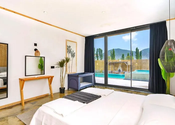 Bezirgan 2 Bedroom Secluded With Private Pool Hot Tub Villa