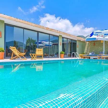 别墅 Bezirgan 2 Bedroom Secluded With Private Pool Hot Tub