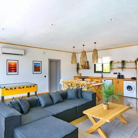 别墅 Bezirgan 2 Bedroom Secluded With Private Pool Hot Tub *