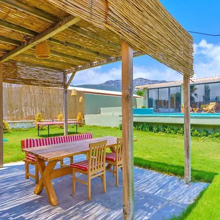Bezirgan 2 Bedroom Secluded With Private Pool Hot Tub * Kalkan