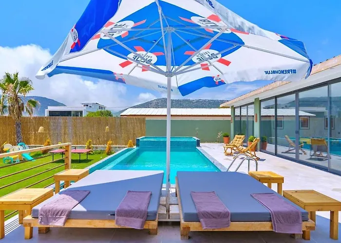Bezirgan 2 Bedroom Secluded With Private Pool Hot Tub Kalkan