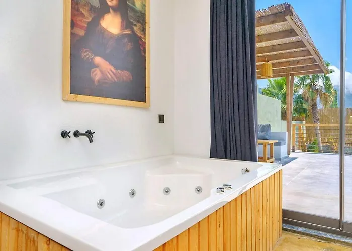 Villa Bezirgan 2 Bedroom Secluded With Private Pool Hot Tub